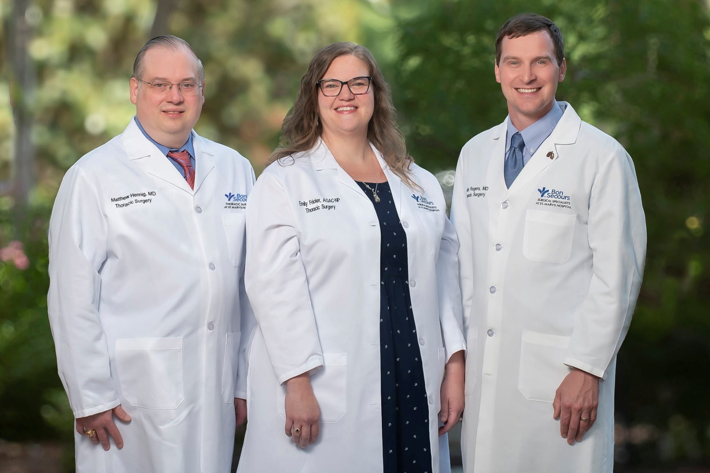 physicians of Bon Secours Thoracic Surgery stand outside for a group photo
